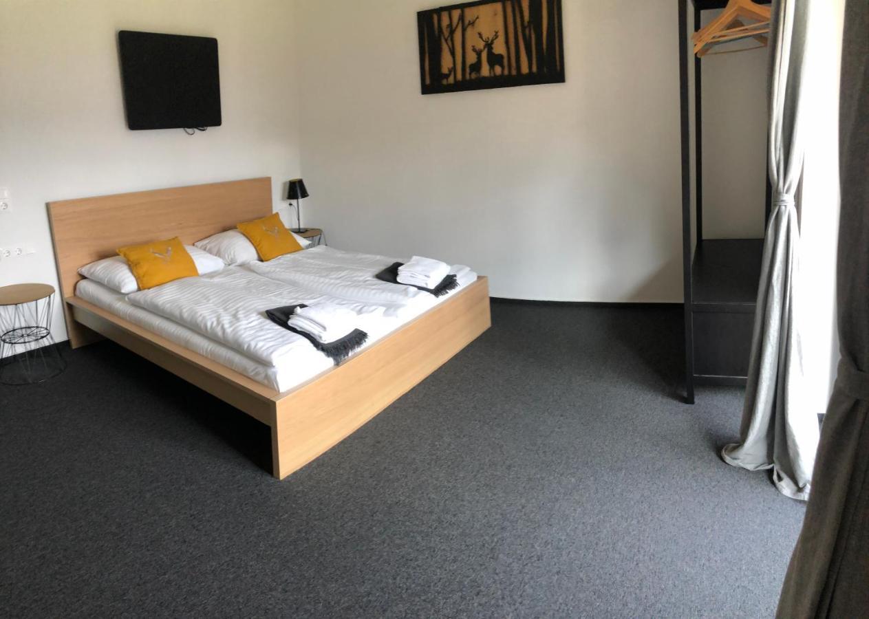 Landhaus Marlies Apartments Цел ам Зее Екстериор снимка