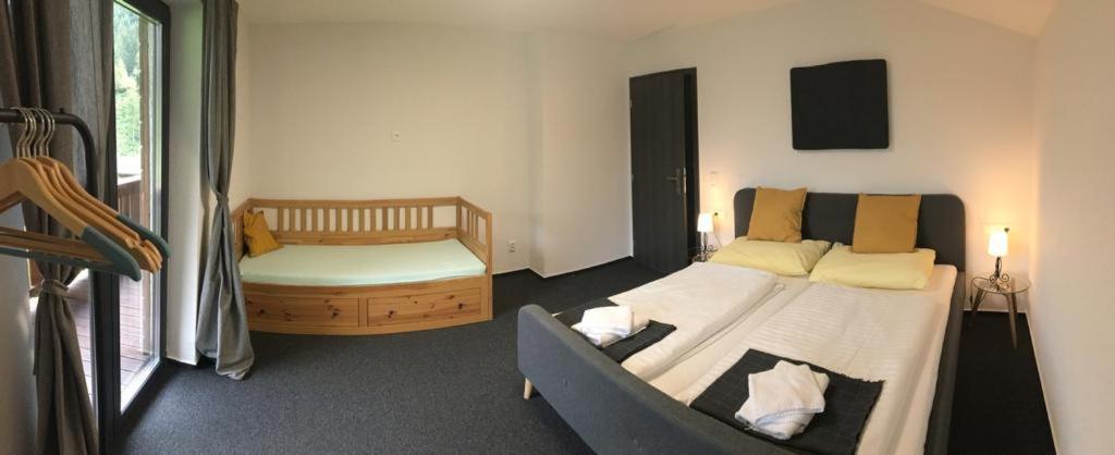 Landhaus Marlies Apartments Цел ам Зее Екстериор снимка