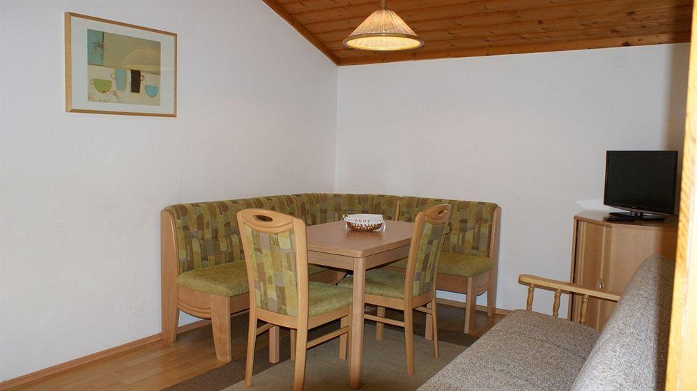 Landhaus Marlies Apartments Цел ам Зее Екстериор снимка