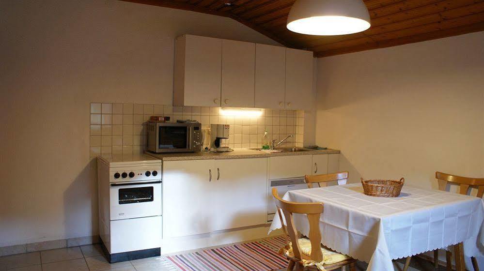 Landhaus Marlies Apartments Цел ам Зее Екстериор снимка