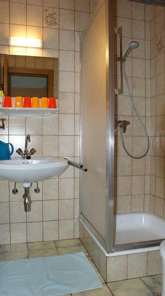 Landhaus Marlies Apartments Цел ам Зее Екстериор снимка
